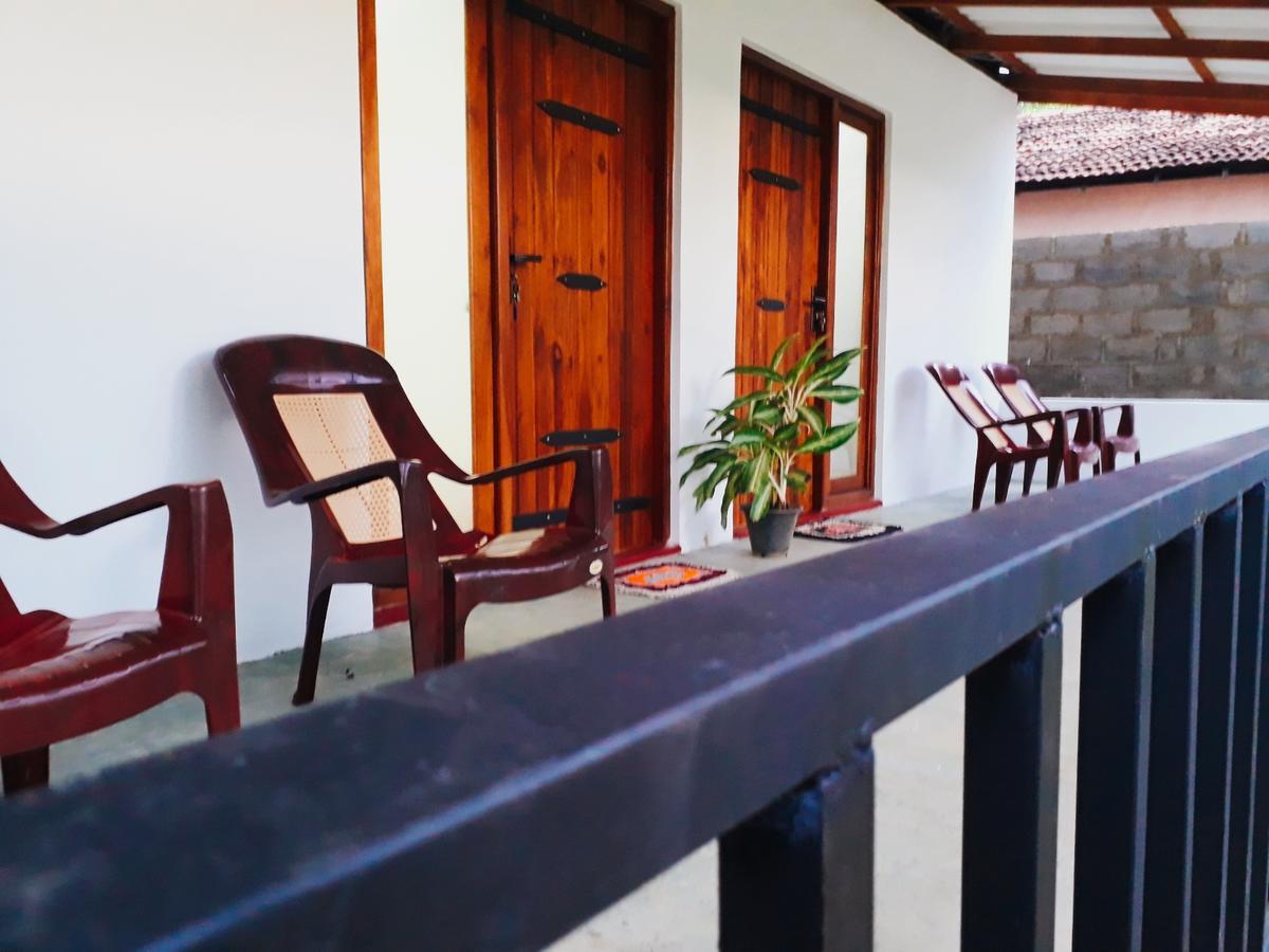 Akila Holiday Resort Хабарана Экстерьер фото